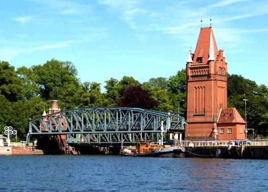 Gebäudereinigung in Lübeck durch KlarWerk Service